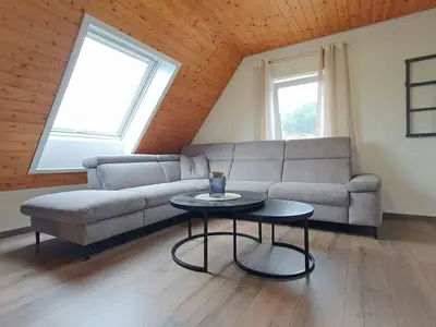 Wohnraum mit Couchlandschaft