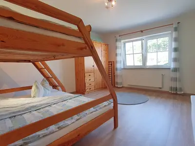 Kinderzimmer mit Etagenbett