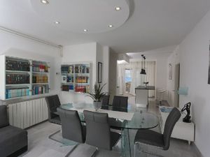 19285139-Ferienwohnung-0-Supetar-300x225-1