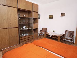 18322011-Ferienwohnung-6-Supetar-300x225-4