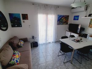 19385603-Ferienwohnung-4-Supetar-300x225-1