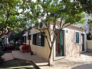 Ferienwohnung für 2 Personen (24 m²) in Supetar