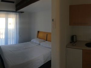 23669708-Ferienwohnung-2-Supetar-300x225-3