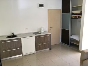 23669710-Ferienwohnung-4-Supetar-300x225-4