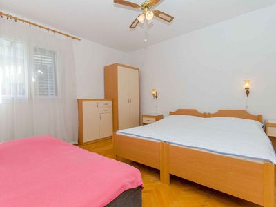 Ferienwohnung für 8 Personen (150 m²) in Supetar 9/10