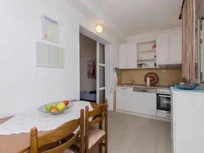 Ferienwohnung für 3 Personen in Supetar 5/10