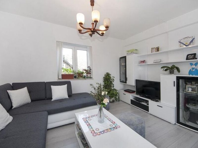 24057582-Ferienwohnung-9-Supetar-800x600-1