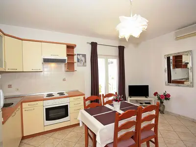 Ferienwohnung für 5 Personen (62 m²) in Supetar 6/10