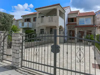 Ferienwohnung für 6 Personen (100 m²) in Supetar 4/10