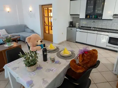 Ferienwohnung für 4 Personen (80 m²) in Supetarska Draga 7/10