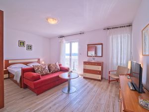 23932587-Ferienwohnung-6-Supetarska Draga-300x225-5