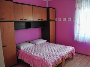 18511347-Ferienwohnung-6-Supetarska Draga-300x225-5