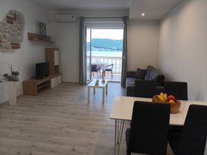 18511499-Ferienwohnung-4-Supetarska Draga-300x225-1