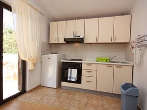 18693267-Ferienwohnung-2-Supetarska Draga-300x225-3