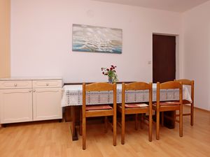 23928102-Ferienwohnung-11-Supetarska Draga-300x225-4