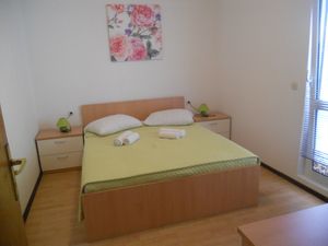 23928150-Ferienwohnung-4-Supetarska Draga-300x225-4