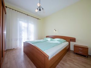 23931317-Ferienwohnung-5-Supetarska Draga-300x225-4