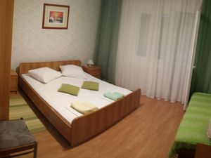 23932355-Ferienwohnung-6-Supetarska Draga-300x225-4