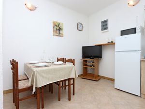 23933487-Ferienwohnung-4-Supetarska Draga-300x225-2