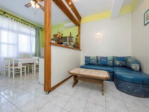 19308217-Ferienwohnung-3-Supetarska Draga-300x225-2