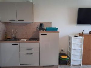 22441619-Ferienwohnung-4-Supetarska Draga-300x225-2