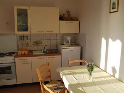 Ferienwohnung für 4 Personen (75 m²) in Supetarska Draga 4/10