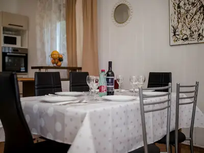 Ferienwohnung für 6 Personen (90 m²) in Supetarska Draga 4/10