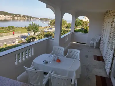 Ferienwohnung für 4 Personen (65 m²) in Supetarska Draga 8/10