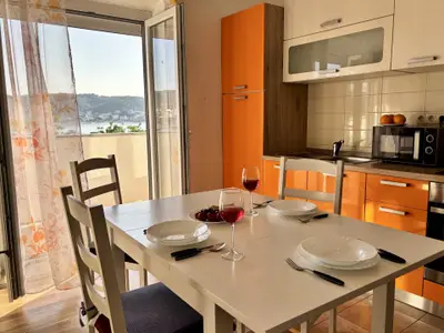 Ferienwohnung für 4 Personen (65 m²) in Supetarska Draga 8/10