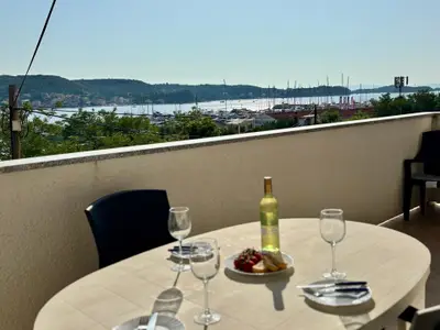 Ferienwohnung für 5 Personen (65 m²) in Supetarska Draga 7/10