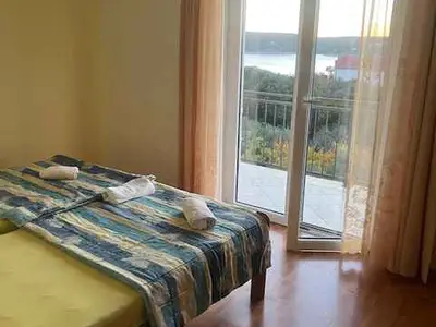 Ferienwohnung für 4 Personen (75 m²) in Supetarska Draga 7/10