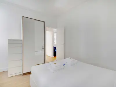 Ferienwohnung für 6 Personen (53 m²) in Suresnes 7/10