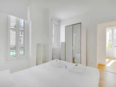 Ferienwohnung für 6 Personen (53 m²) in Suresnes 8/10