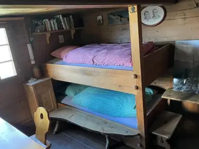 Ferienwohnung für 6 Personen in Surrein 5/10