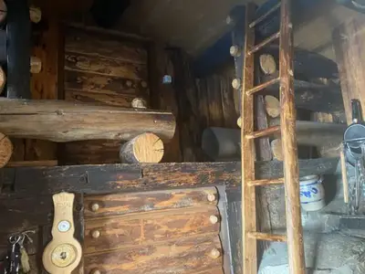 Ferienwohnung für 6 Personen in Surrein 8/10