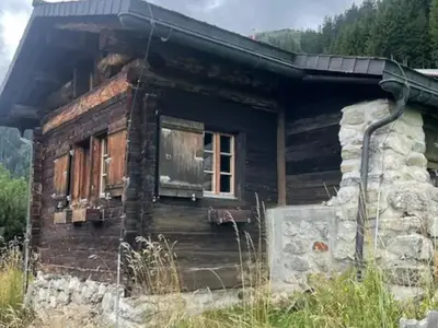 Ferienwohnung für 6 Personen in Surrein 1/10