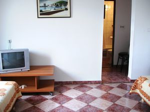 18791326-Ferienwohnung-4-Sutivan-300x225-3