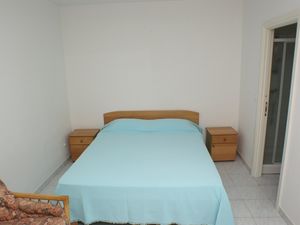 18950112-Ferienwohnung-4-Sutivan-300x225-5