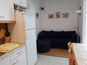 23932862-Ferienwohnung-4-Sutivan-300x225-1