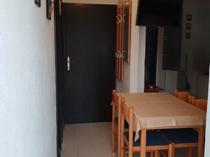 24058392-Ferienwohnung-4-Sutivan-300x225-1