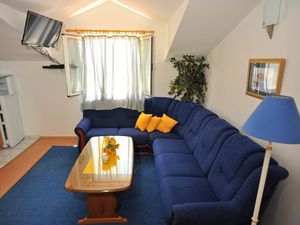 24058523-Ferienwohnung-2-Sutivan-300x225-1