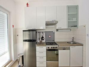 24058709-Ferienwohnung-4-Sutivan-300x225-4