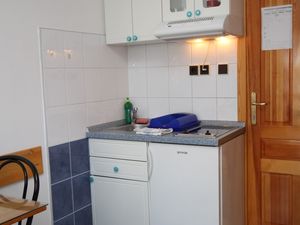 19096464-Ferienwohnung-2-Sućuraj-300x225-2