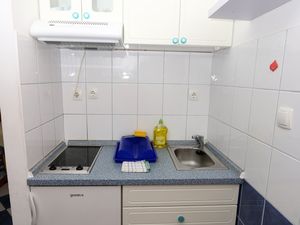 19107176-Ferienwohnung-4-Sućuraj-300x225-4