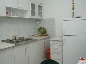 23925751-Ferienwohnung-4-Sućuraj-300x225-4