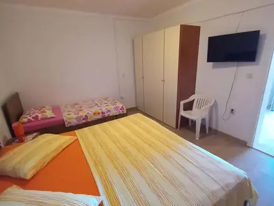 Ferienwohnung für 3 Personen (35 m²) in Sveta Nedjelja 6/10