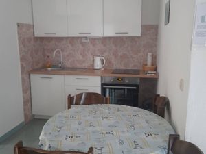 18688042-Ferienwohnung-4-Sveta Nedjelja-300x225-2