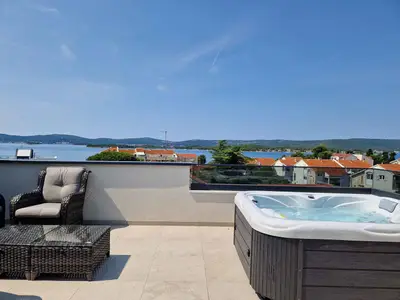 Ferienwohnung für 6 Personen (125 m²) in Sveti Filip i Jakov 5/10