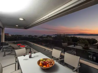 Ferienwohnung für 6 Personen (55 m²) in Sveti Filip i Jakov 2/10