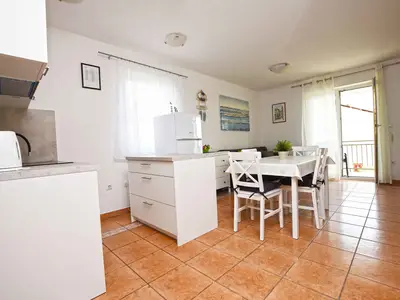 Ferienwohnung für 5 Personen (48 m²) in Sveti Filip I Jakov 10/10